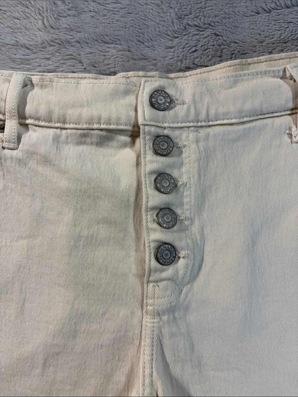 Banana Republic Cream High-Waist Button-Front Shorts